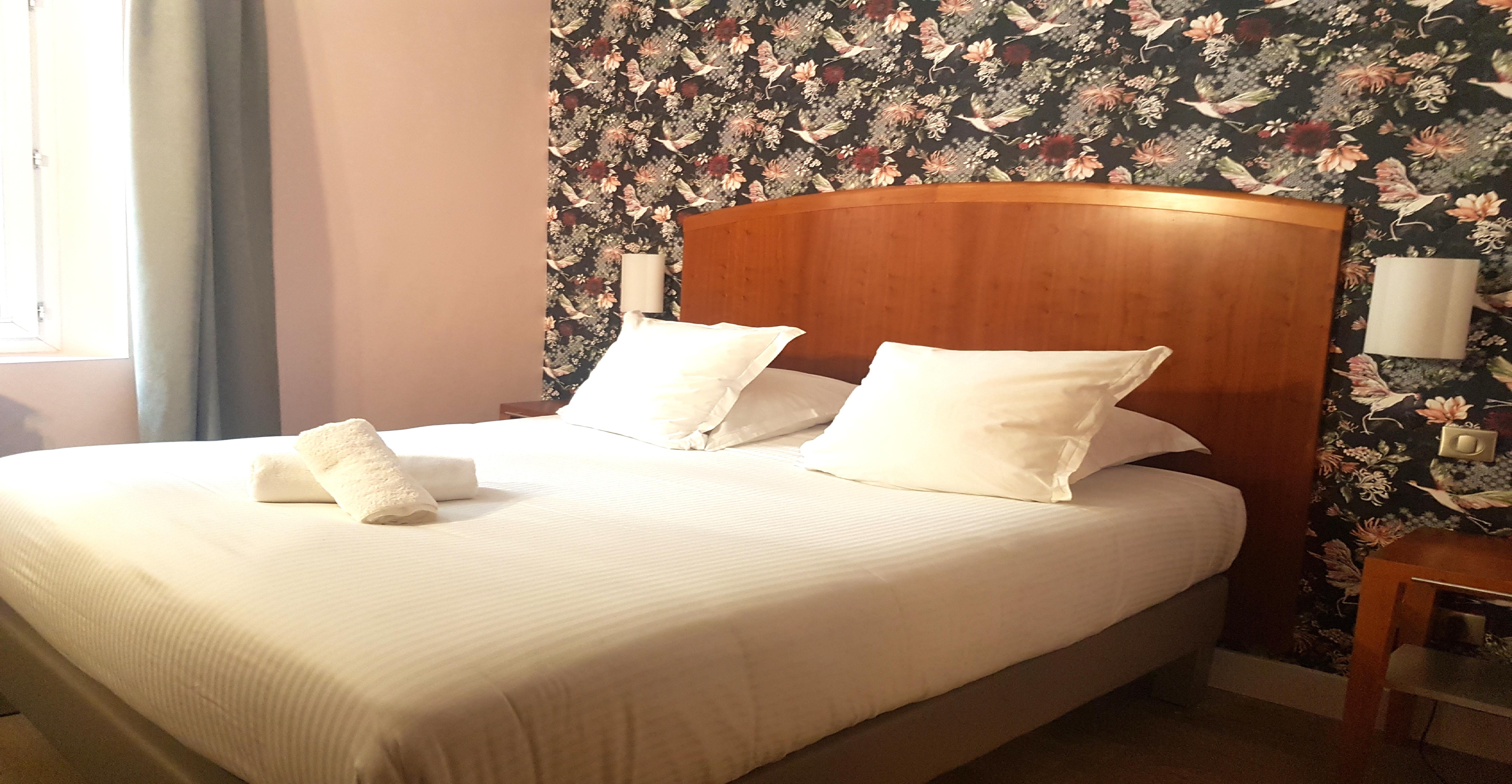Grand Hotel Dauphine Toulon, Boutique Hotel & Suites Exteriör bild